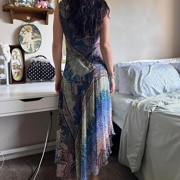 2000s Dressbarn Boho MultiPatterned Flowy Dress - Picture 4 of 6
